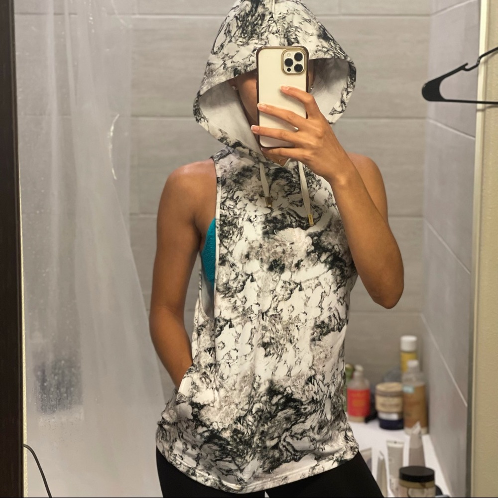 Varley Hooded Vest - image 1